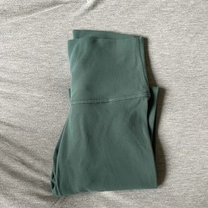 Aritzia TNA Butter Leggings